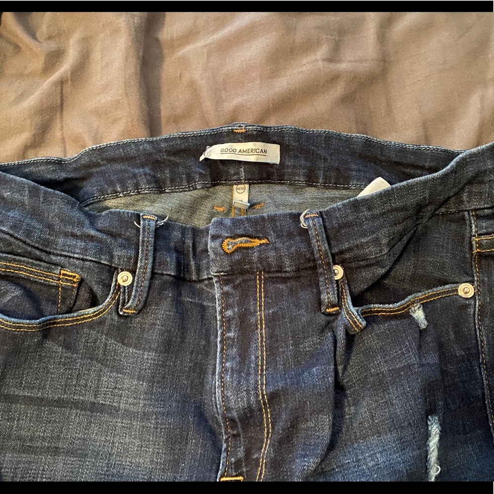 Good American Good Legs Jeans w/ Ankle Rip Detail